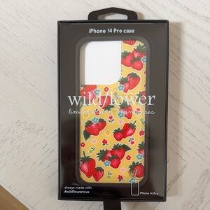 Iphone 14 pro wildflower case